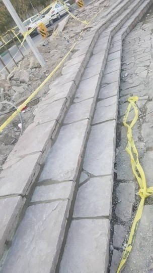 فروش سنگ لاشه سنگ برتر کوهی سنگ تخت