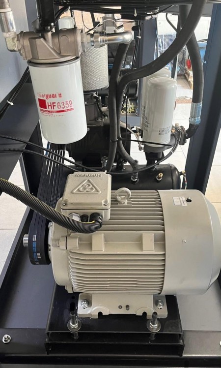 کمپرسور اسکرو / کیفیت +A / گارانتی بی قید و شرط