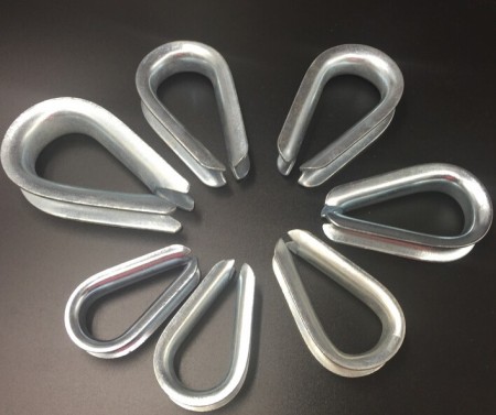 Types of towing wire and chain connections