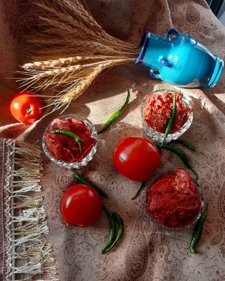 فروش رب گوجه فرنگی ،رب فله ،رب قوطی،رب اسپتیک