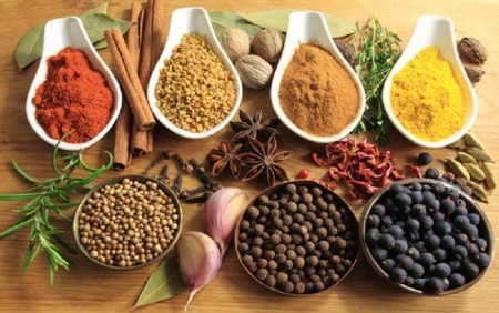 Sale of powdered spices: turmeric powder, black pepper powder, sumac powder