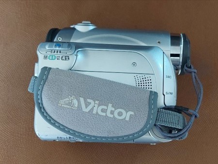 JVC KENWOOD GR-D230-S Victor Digital Video Camera Platinum Silver