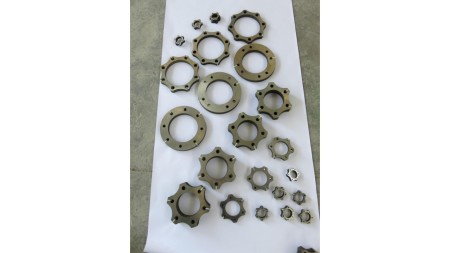 طراحی و ساخت قطعات فلزی کوپلینگ و شیمز