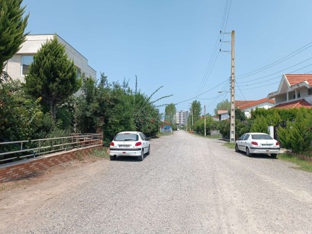 Selling a town villa below the price of the area