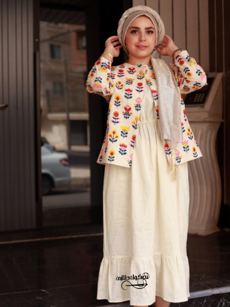 Production of golden sewing thread