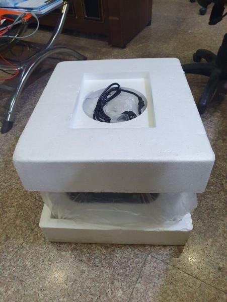 Centrifuge with a moving rotor Selecta LaG