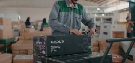 Cyrox، الشرکة المصنعة لمصابیح LED والأضواء والشعیرات
