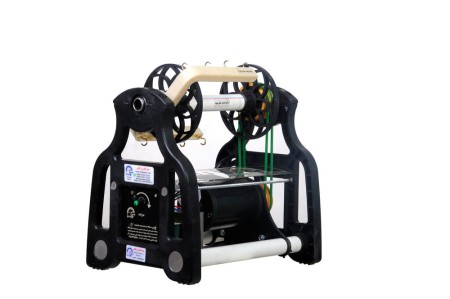 Beta semi-digital home spinning wheel