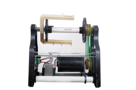 Beta semi-digital home spinning wheel