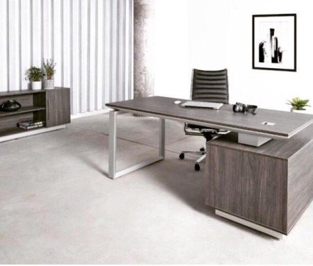Alborz management office desk