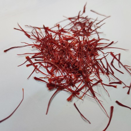Qaenat saffron four grams. Qaenat saffron 4 grams