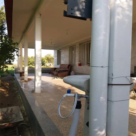 Selling a garden with a newly built garden house