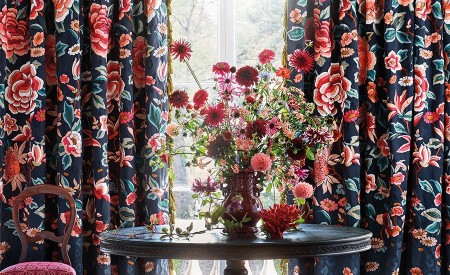 خدمات پرده و پشتیبانی کامل پرده