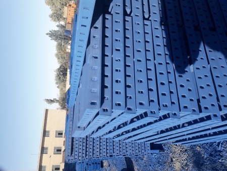 Fabric and steel concrete mold