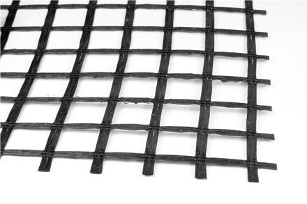 2-layer geogrid and single-layer soil and asphalt of different grades