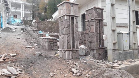 Natural crushed rock with the lowest cost for flooring