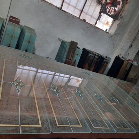 Decorative glass and mirror work, decorative glass, Tiffany, stained glass...