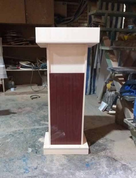 Production of lecture podium, production of speaker's table, production of administrative podium, mo ...