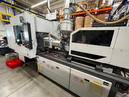 Sale of Krass Maffei plastic injection machine - from 80 to 420 tons - used