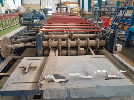 فروش دستگاه عرشه فولادی