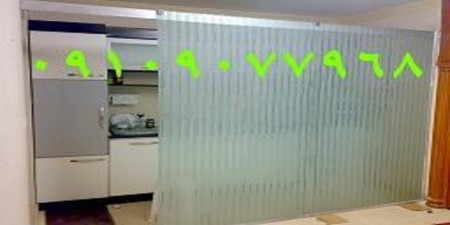 Repair of hinged glass door 09301279023