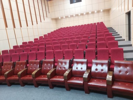 Cinema and conference chair manufacturer