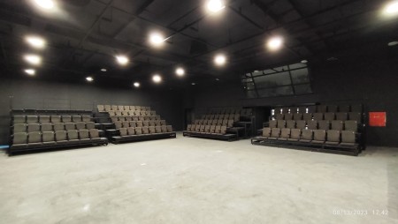 Folding chair-platform chair