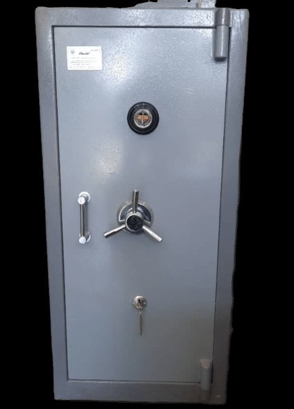 Fireproof trust fund model 750E Single door Mechanical key and code