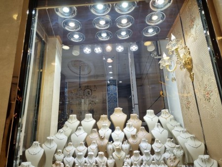 Two-chip 100 watt lamp for gold sales