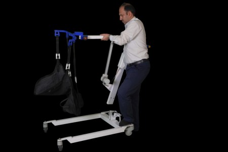 Electric patient lift for car, home and bathroom