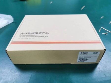RHYZEN optical fiber media converter