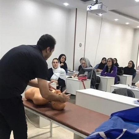 Guaranteed medical emergency training (first aid + first aid)