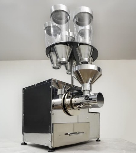 A specialized butter creamer of luxury model nuts