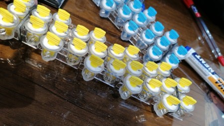 Lead seal, lead seal, wire seal