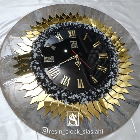 ساعت دیواری رزینی