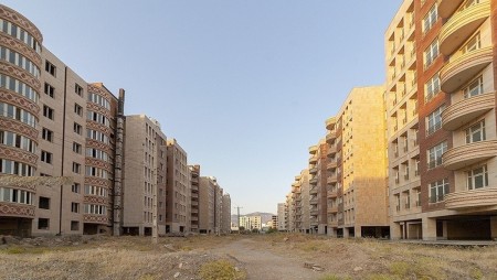 Sale of industrial double-glazed glass at a cheap price