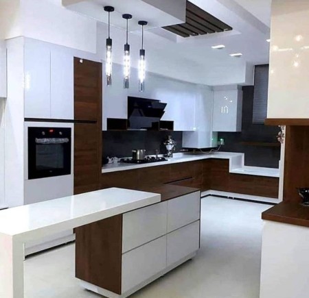 Cabinet making in Isfahan