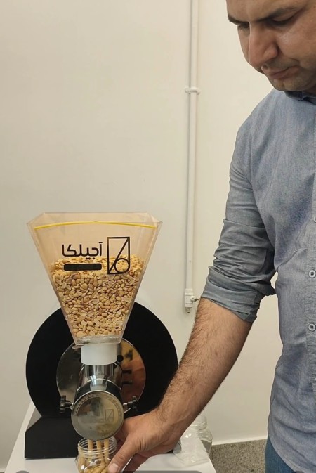 دستگاه کره گیر بادام زمینی اتوماتیک آجیلکا
