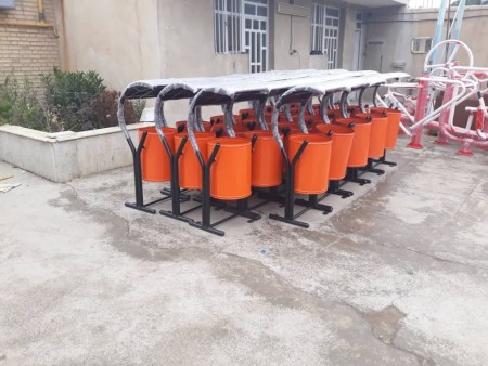 Major production and sale of urban furniture, park benches and trash cans