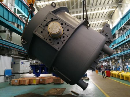 Making steel melting crucibles, casting crucibles