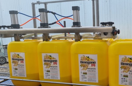 دستگاه پرکن 4 نازل مایعات بادربند