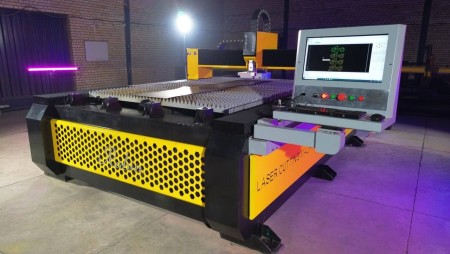 فروش ویژه دستگاه های برش لیزر فایبر فلزات رابین