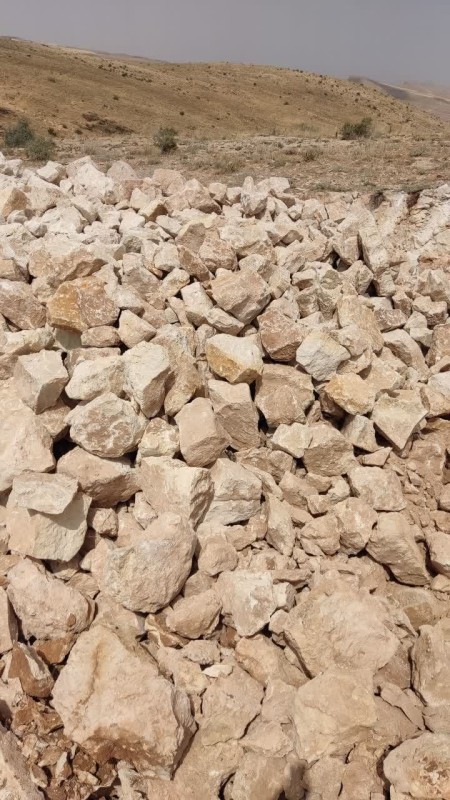 Sale of active limestone mine in Zanjan