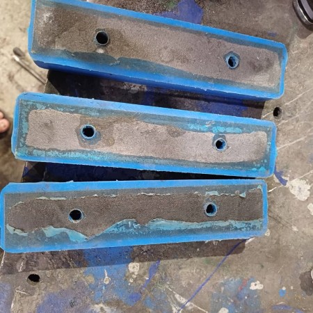 Making all kinds of silicone killer bites