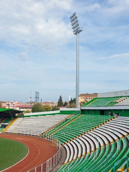 برج روشنایی، برج پرچم و دکل دوربین