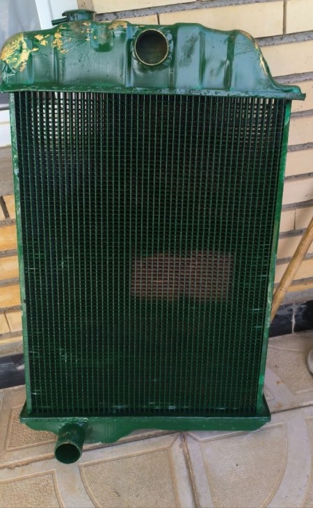 Tractor radiator
