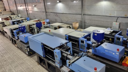 Sale of 250 tons Engel parasite injection machine