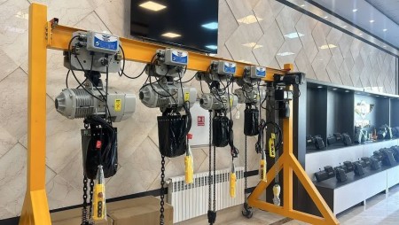 Selling Winches of Chapes and Electric Chain