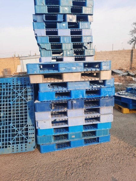 Buy broken plastic palette