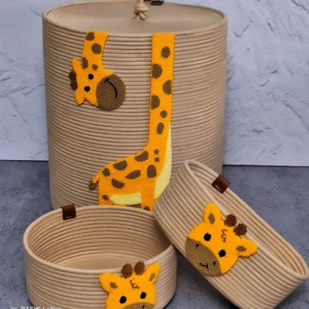 مان Capitase and Captain and .. Child